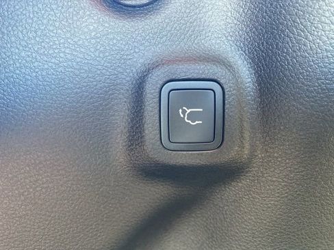 New 2026 Jeep Compass Limited image 12