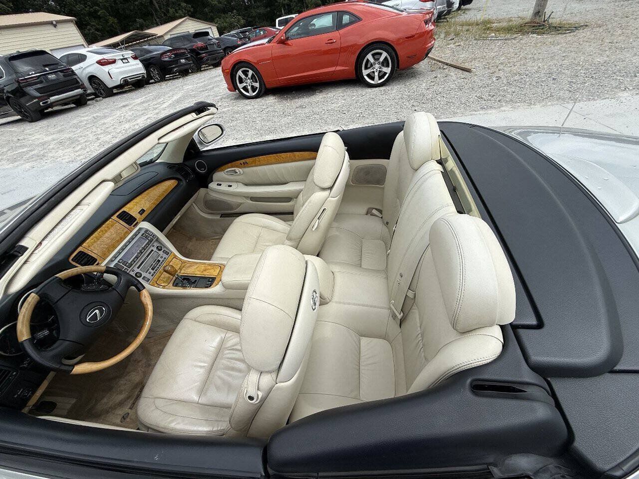 Used 2004 Lexus SC 430 Convertible RWD image 24