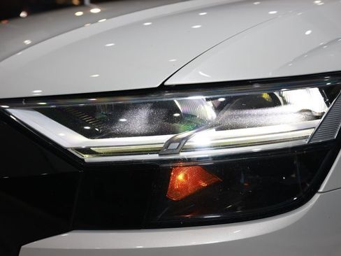 Used 2021 Audi SQ8 Premium Plus w/ SQ8 Black Optic Package image 35