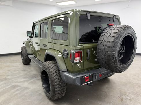 Used 2021 Jeep Wrangler Unlimited Sahara w/ Uconnect 4C Nav & Sound Group AWD/4WD image 9
