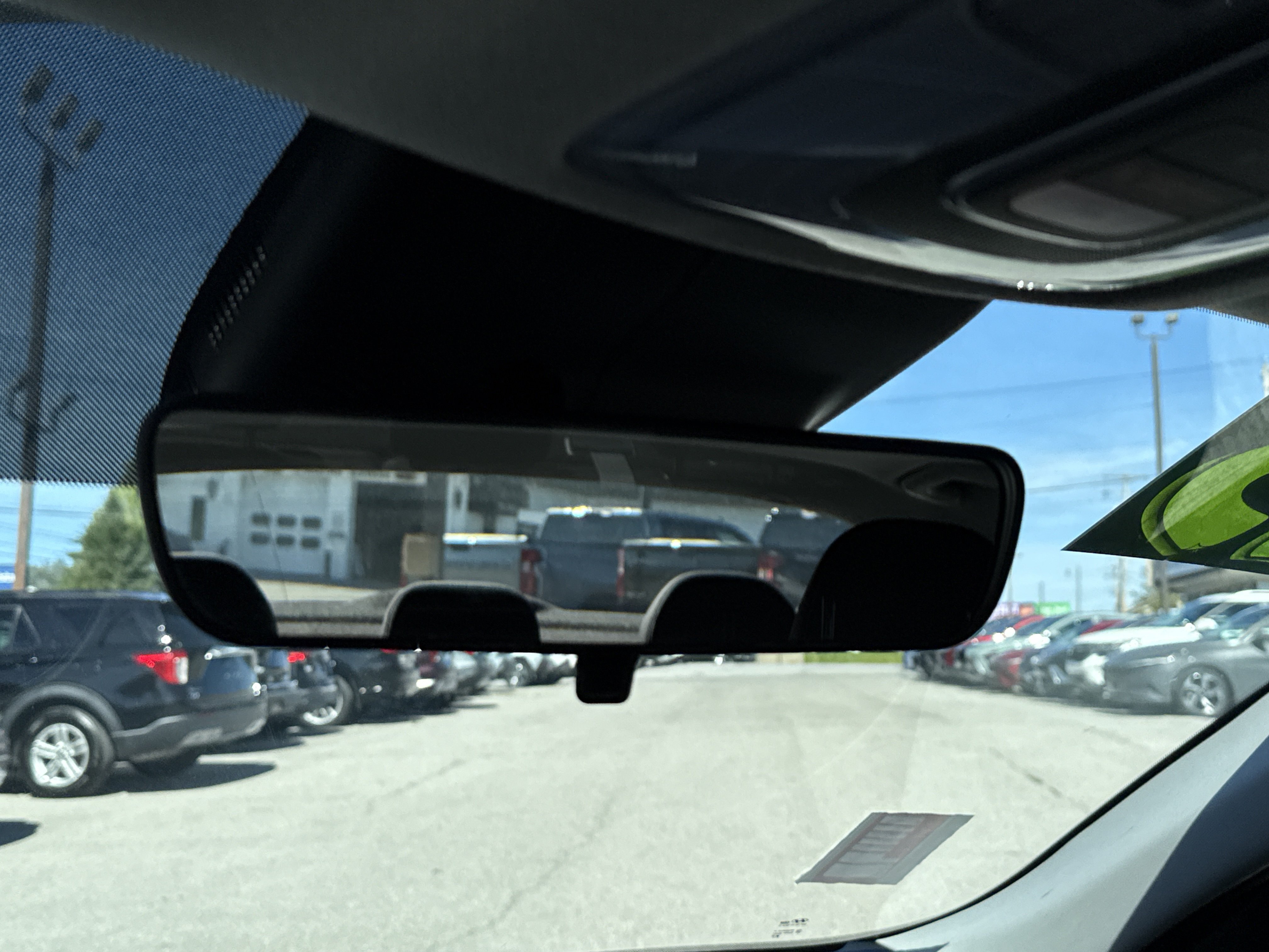 Certified 2025 Hyundai Elantra SEL FWD image 23