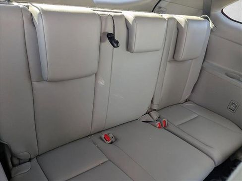 Used 2019 Toyota Highlander XLE image 21