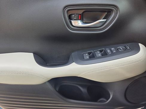 New 2026 Honda HR-V LX image 19
