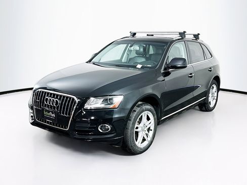 Used 2017 Audi Q5 2.0T Premium Plus w/ Technology Package image 3