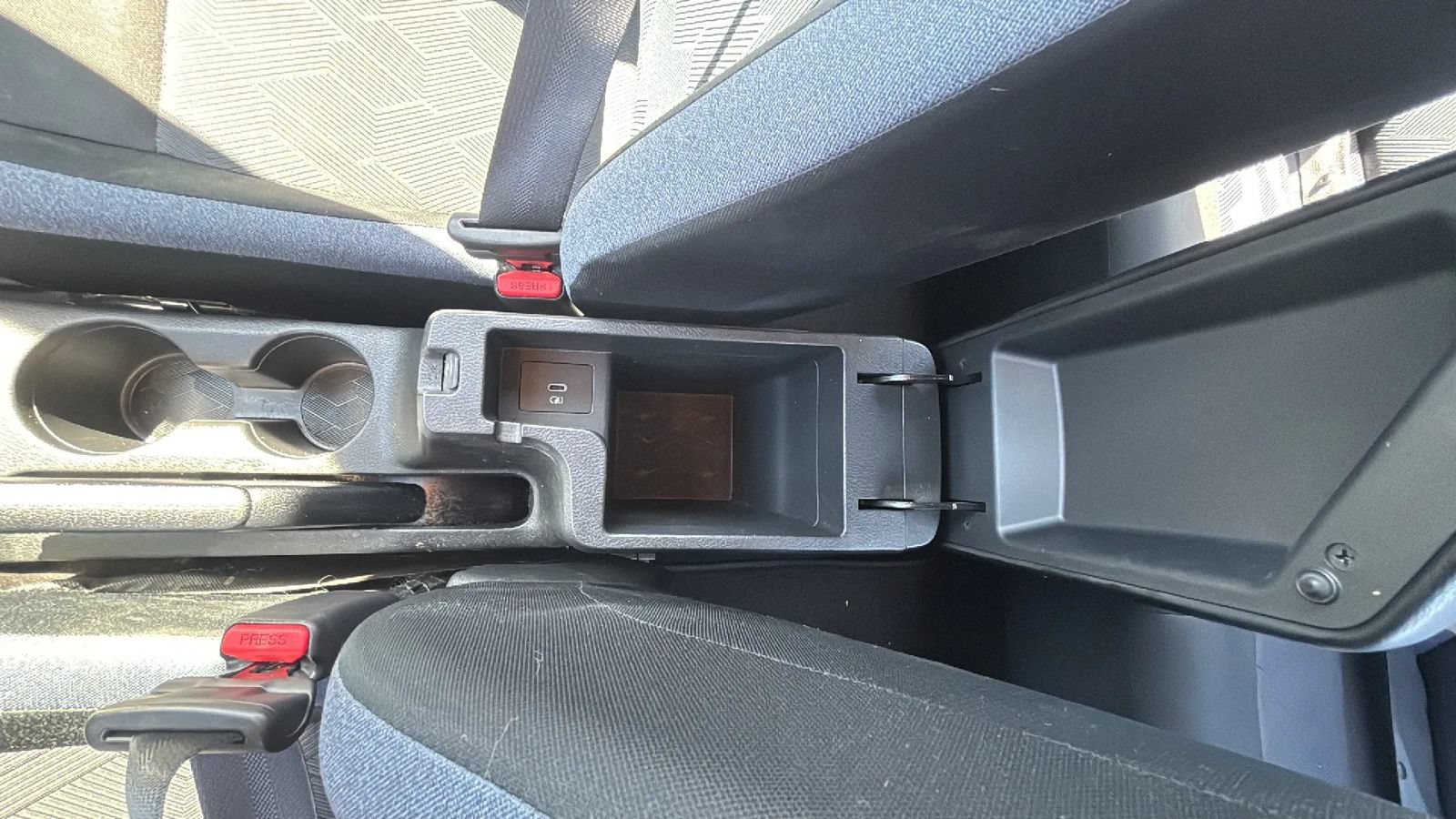 Used 2024 Nissan Versa SV FWD image 36