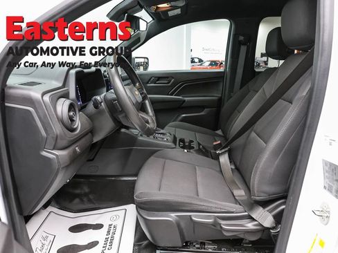 Used 2023 Chevrolet Colorado W/T RWD image 13
