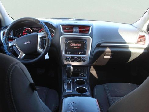 Used 2014 GMC Acadia SLE image 8