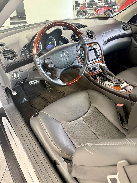 Used 2004 Mercedes-Benz SL 500 image 12