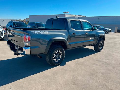 Used 2023 Toyota Tacoma TRD Off-Road image 6