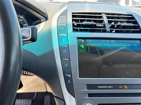 Used 2017 Lincoln MKZ Reserve image 17