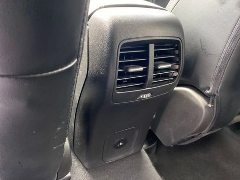 Used 2023 Ford Escape Platinum AWD/4WD image 19