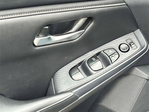 Certified 2024 Nissan Sentra SV image 24