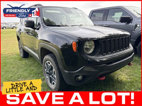 Used 2015 Jeep Renegade Trailhawk w/ Premium Leather Group AWD/4WD image 2