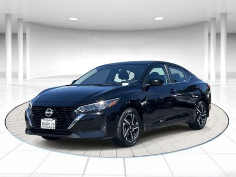 Used 2024 Nissan Sentra SV FWD image 1