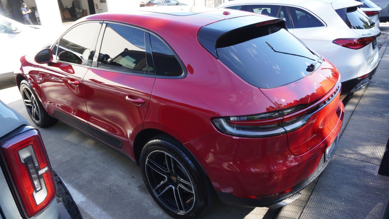 Used 2020 Porsche Macan AWD/4WD image 6