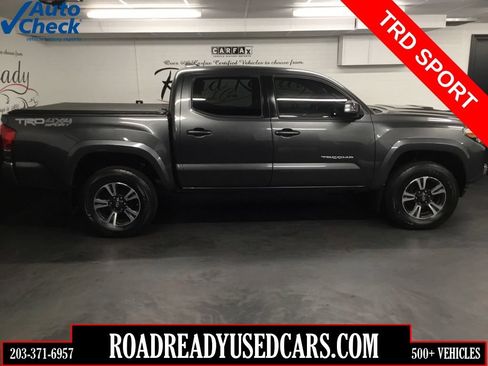 Used 2016 Toyota Tacoma TRD Sport w/ Towing Package AWD/4WD image 1
