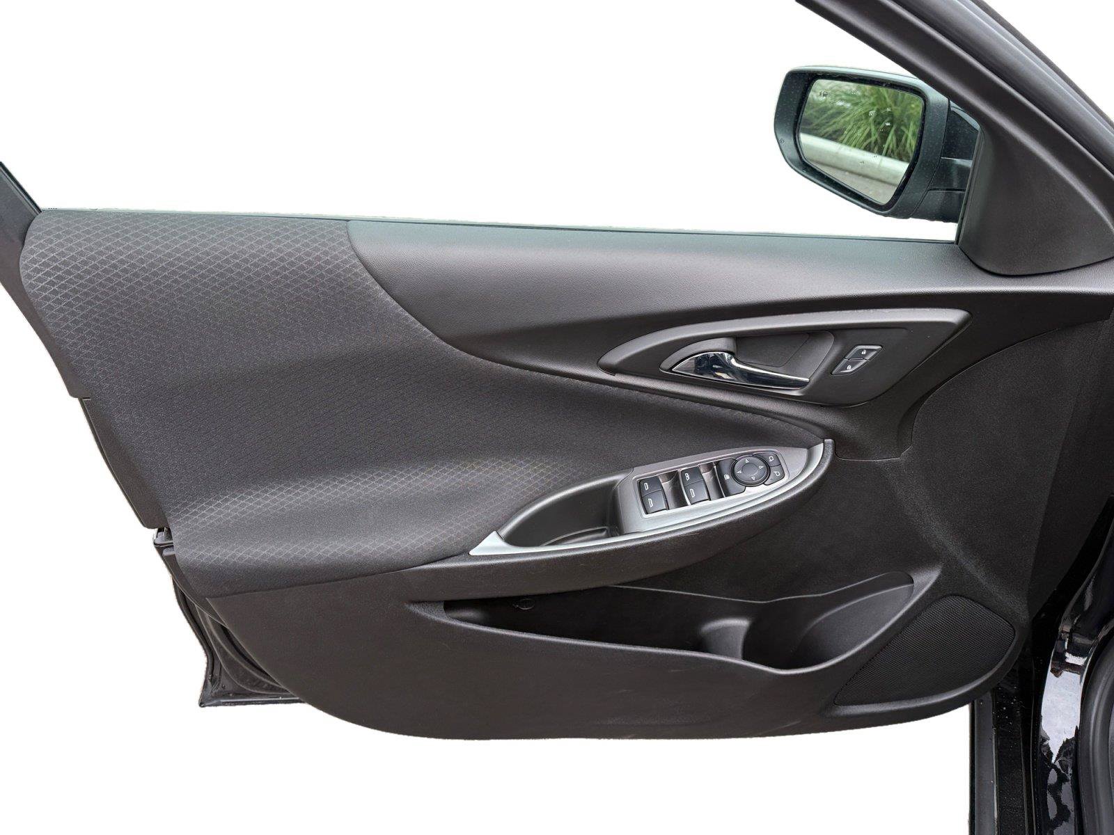 Used 2024 Chevrolet Malibu LT w/ Midnight Edition FWD image 9
