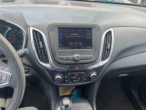 Used 2021 Chevrolet Equinox LT FWD image 8