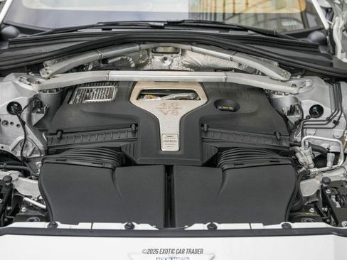 Used 2021 Aston Martin DBX image 15