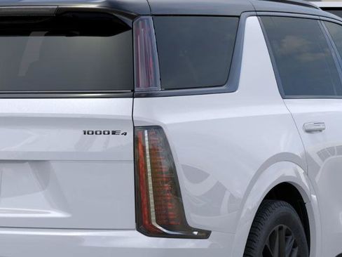 New 2026 Cadillac Escalade IQL Sport 1 w/ LPO, ONYX Package AWD/4WD image 11
