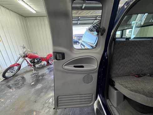 Used 2001 Dodge Ram 2500 Truck 2WD Quad Cab image 44