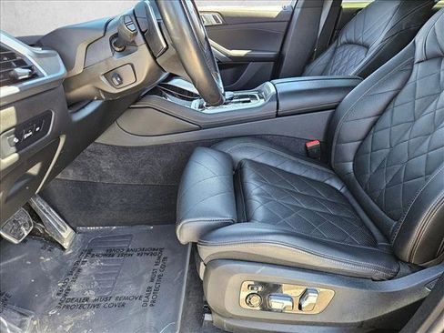 Used 2025 BMW X6 xDrive40i image 16