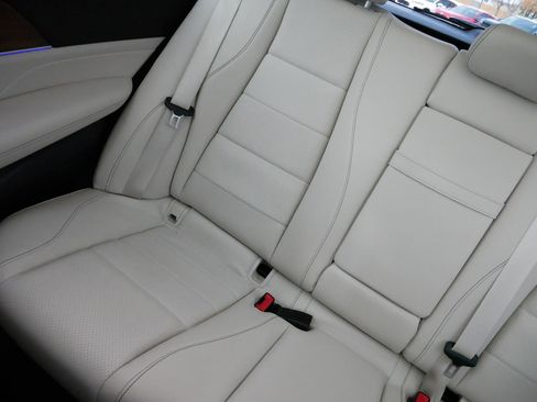 Used 2022 Mercedes-Benz GLE 350 4MATIC image 12