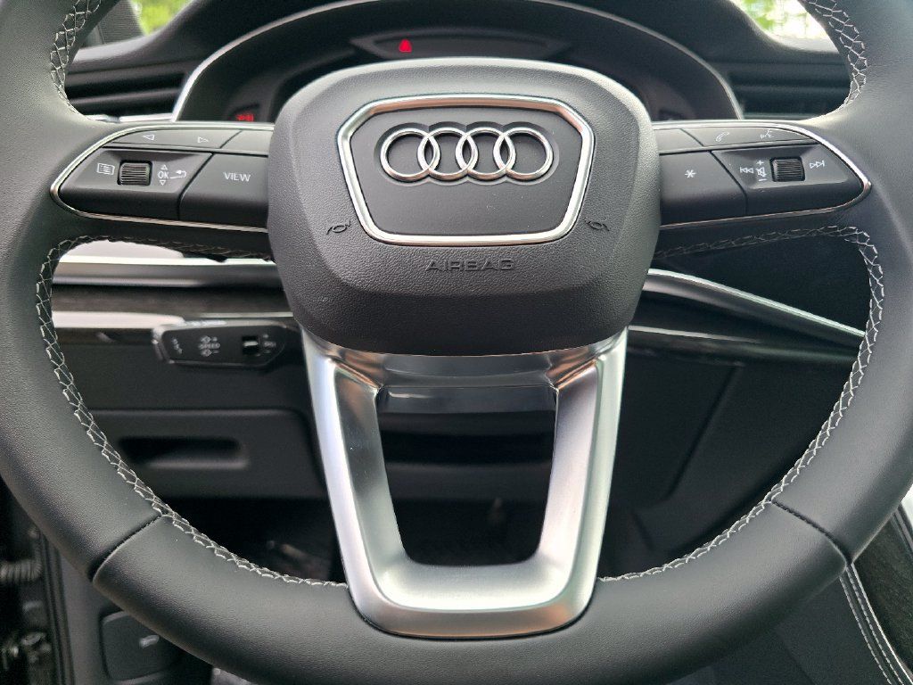 Used 2026 Audi Q7 3.0T Premium Plus w/ Premium Plus Package AWD/4WD image 41