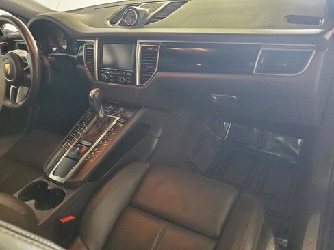 Used 2016 Porsche Macan S image 14