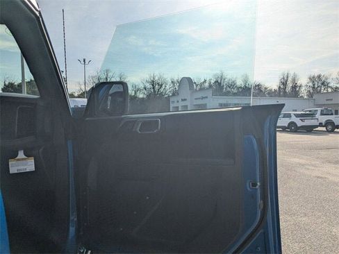 New 2025 Ford Bronco Big Bend w/ Black Diamond Package image 29