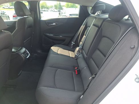 Used 2023 Chevrolet Malibu LT FWD image 10