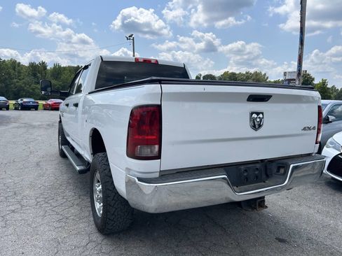 Used 2013 RAM 2500 Tradesman w/ Chrome Appearance Group image 4