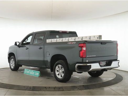 Used 2025 Chevrolet Silverado 1500 LT image 8