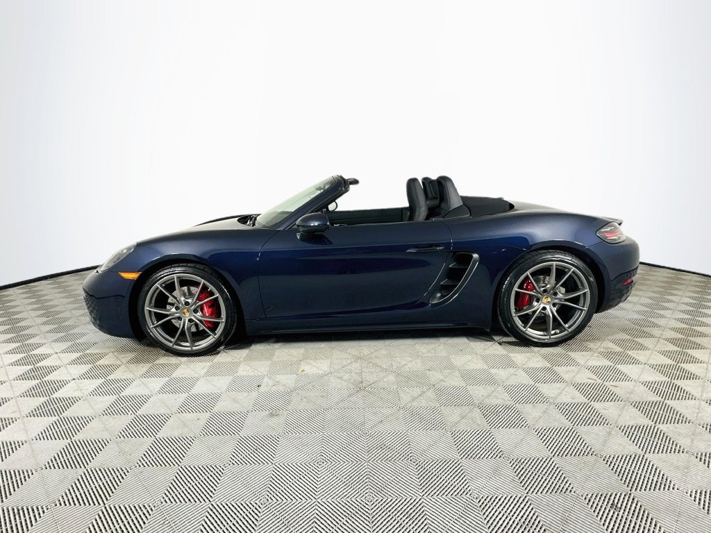 Used 2019 Porsche 718 Boxster S RWD image 4