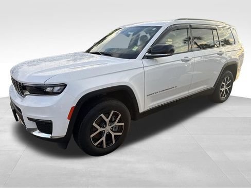 Used 2025 Jeep Grand Cherokee L Limited w/ Trailer Tow Package image 3