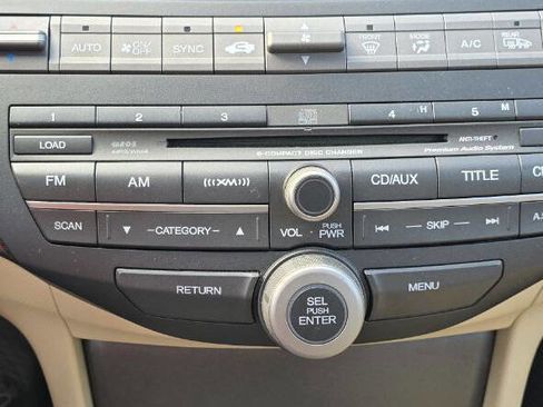 Used 2012 Honda Crosstour EX-L image 25