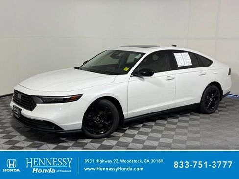 Used 2025 Honda Accord SE image 1
