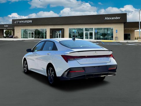 New 2026 Hyundai Elantra SEL Sport Premium w/ Cargo Package FWD image 5