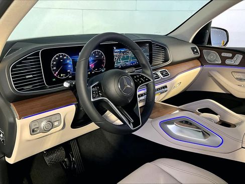 New 2026 Mercedes-Benz GLE 350 4MATIC image 9