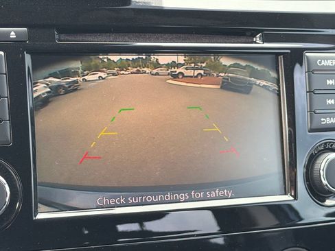 Used 2020 Nissan Rogue Sport S FWD image 29