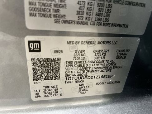 Used 2026 GMC Sierra 1500 SLT AWD/4WD image 27