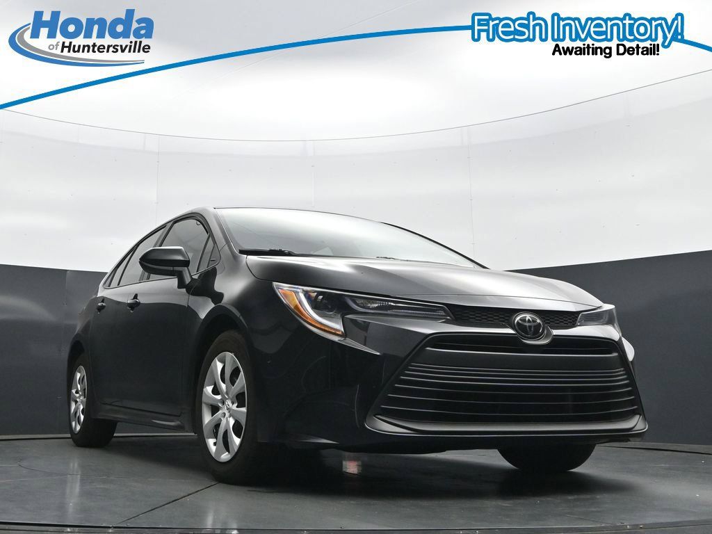 Used 2026 Toyota Corolla LE FWD image 35