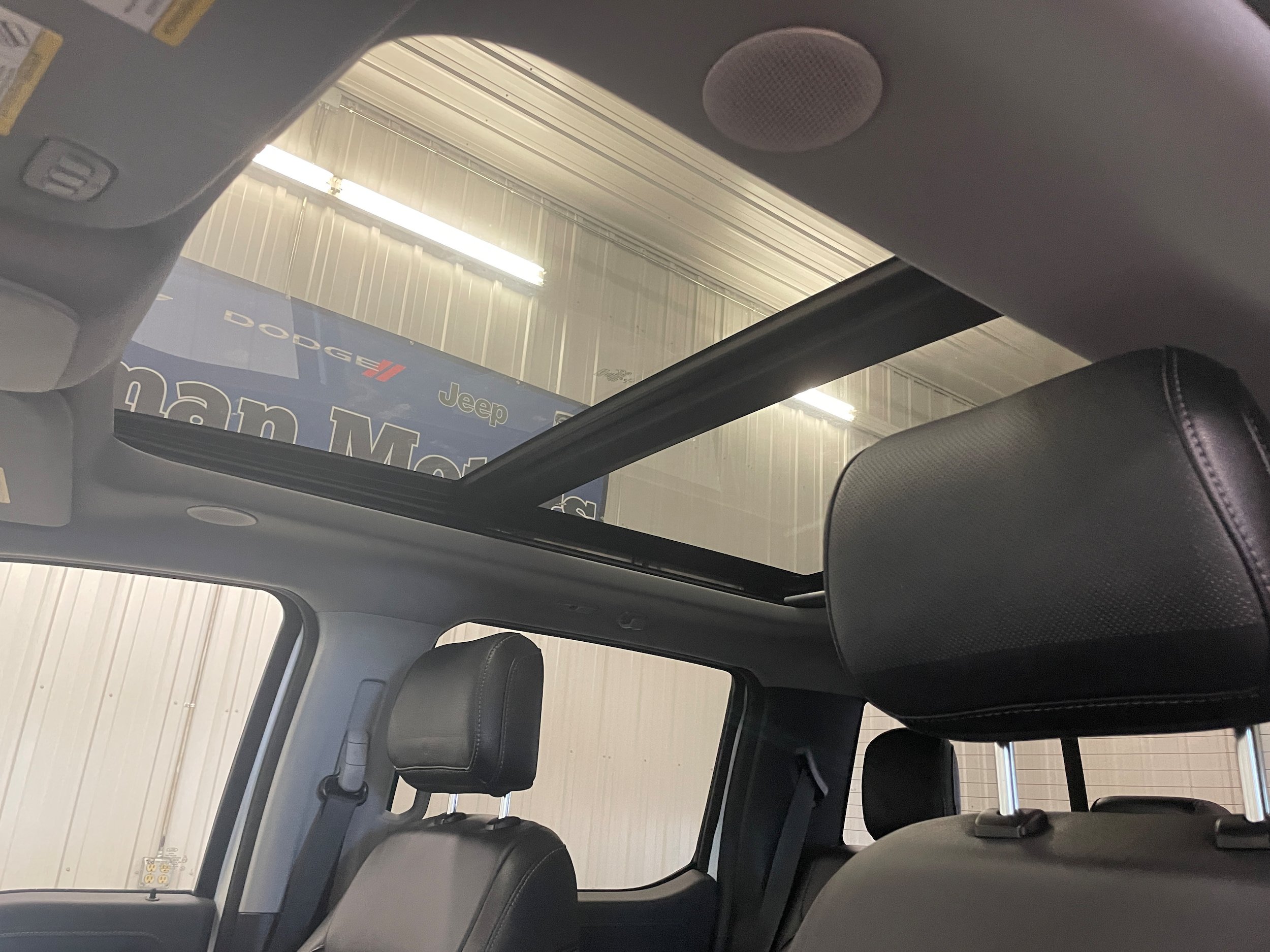 Used 2022 Ford F150 Lariat w/ Equipment Group 502A High AWD/4WD image 17
