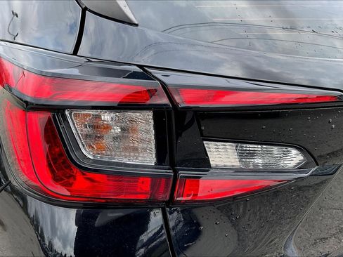 Certified 2024 Subaru Impreza 2.0i image 12