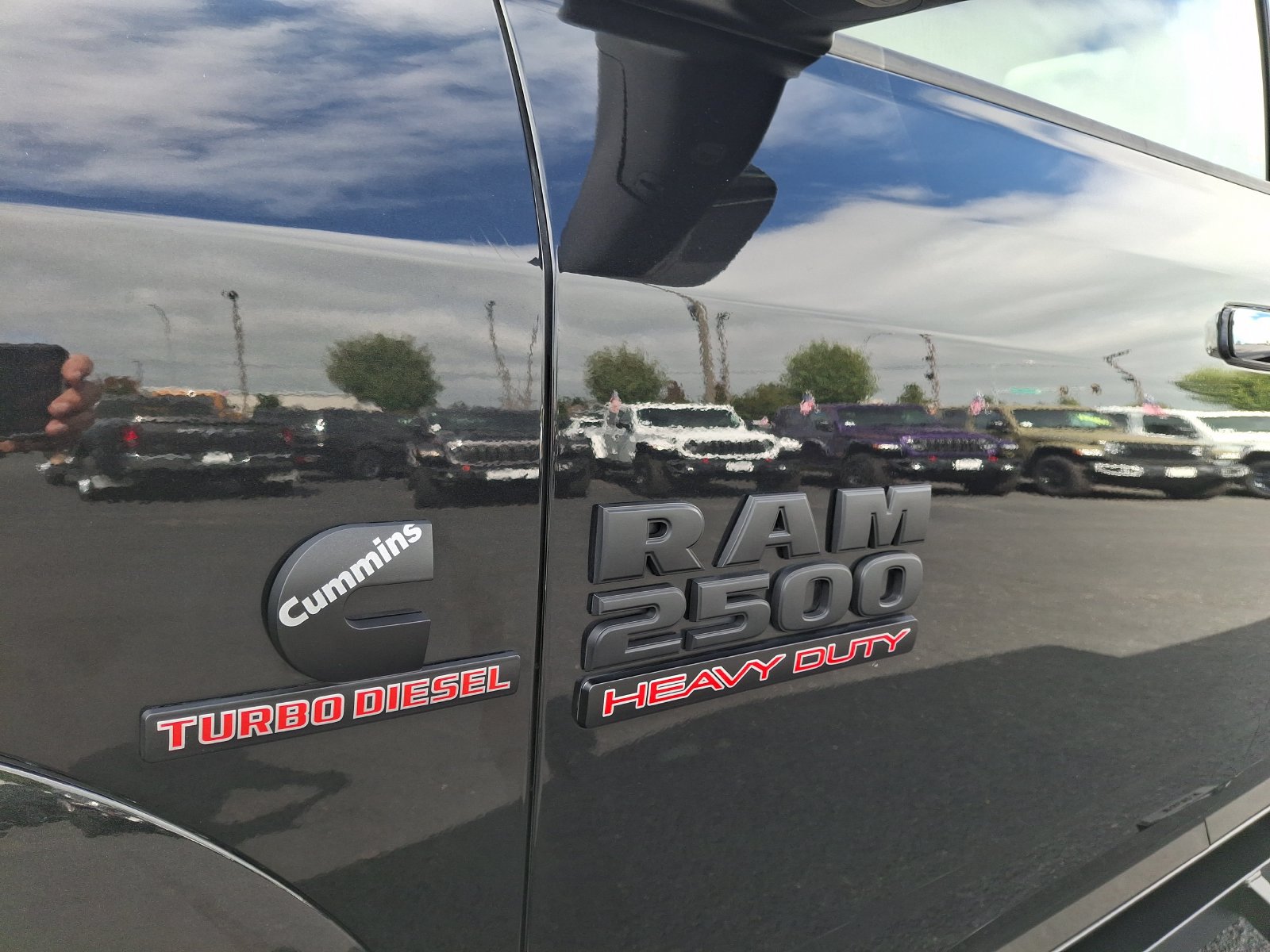 Used 2018 RAM 2500 Laramie w/ Convenience Group AWD/4WD image 29