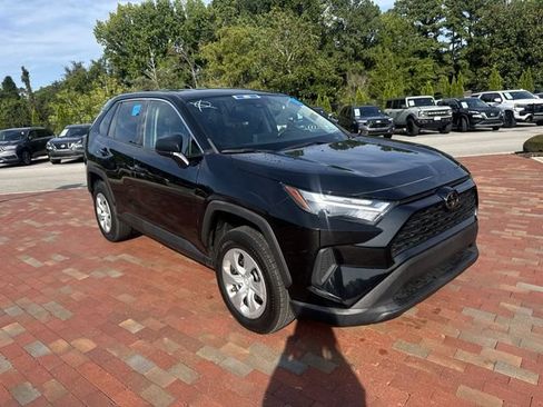 Used 2023 Toyota RAV4 LE FWD image 19