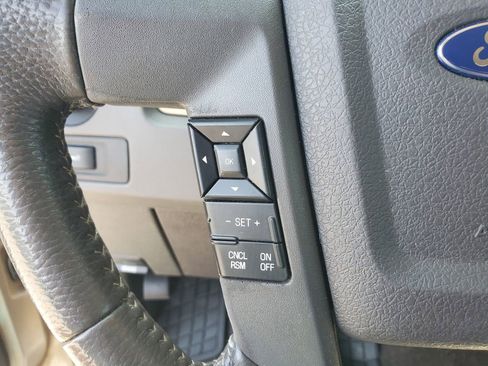 Used 2011 Ford F150 XLT w/ XLT Chrome Pkg AWD/4WD image 18