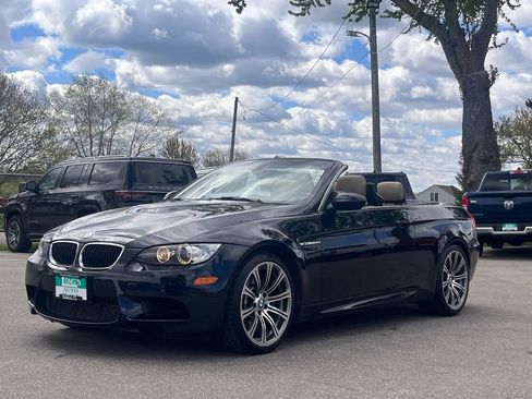Used 2011 BMW M3 Convertible RWD image 8
