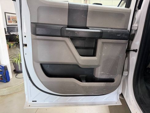 Used 2019 Ford F250 XL w/ Power Equipment Group AWD/4WD image 12