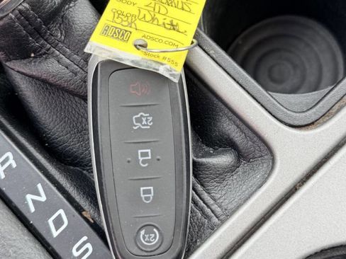 Used 2018 Ford Taurus SEL w/ Equipment Group 201A image 20